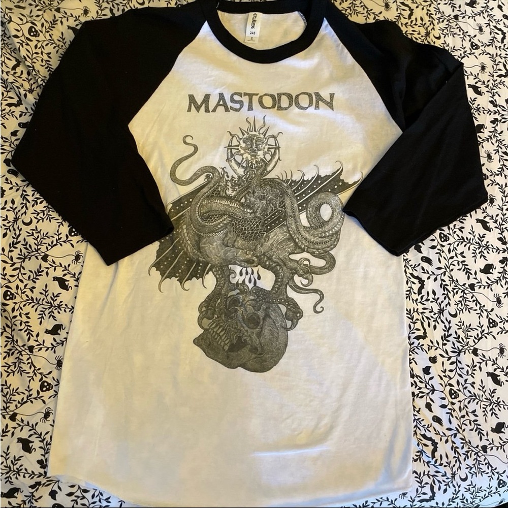 Black and White Mastodon Men's Shirt